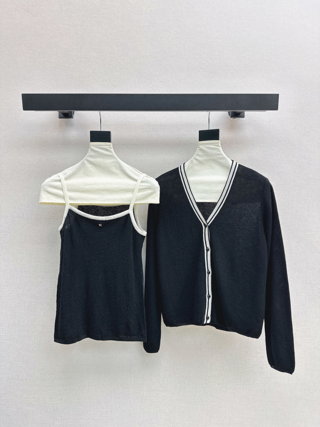 Herm* 25fw kintted vest cardigan