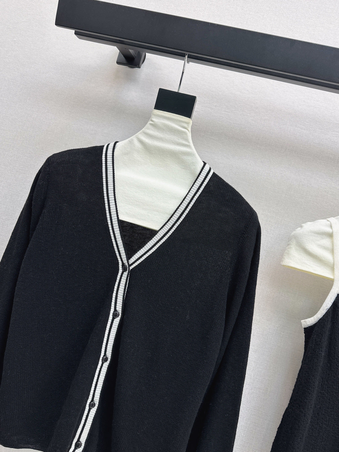 Herm* 25fw kintted vest cardigan