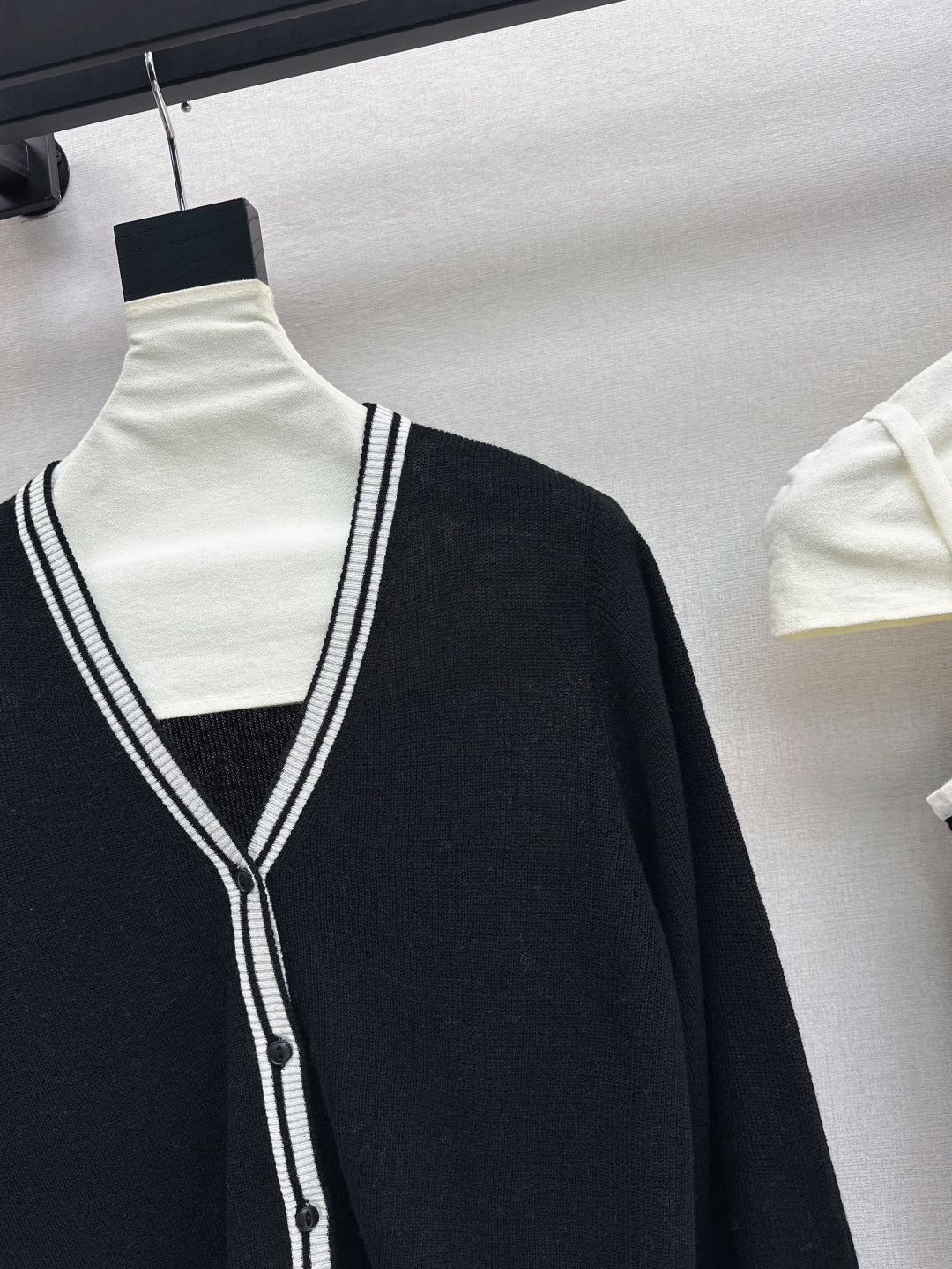 Herm* 25fw kintted vest cardigan