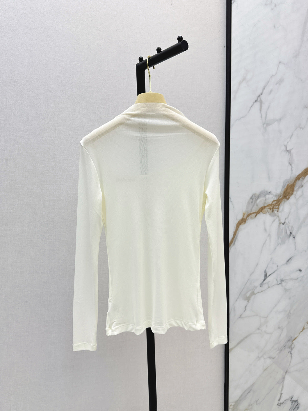 M*u 25fw mesh bottoming shirt