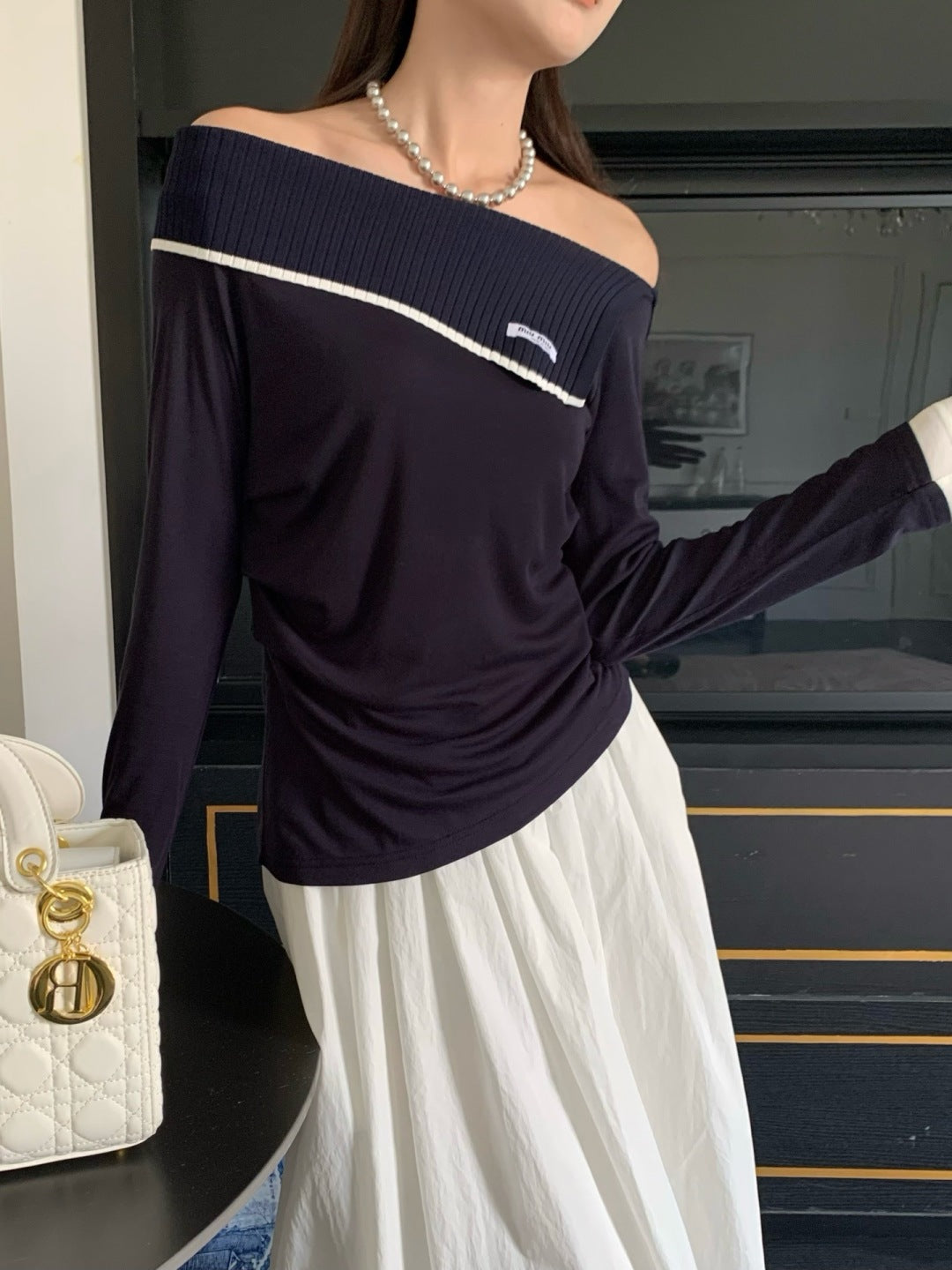 M*u 25fw off shoulder top