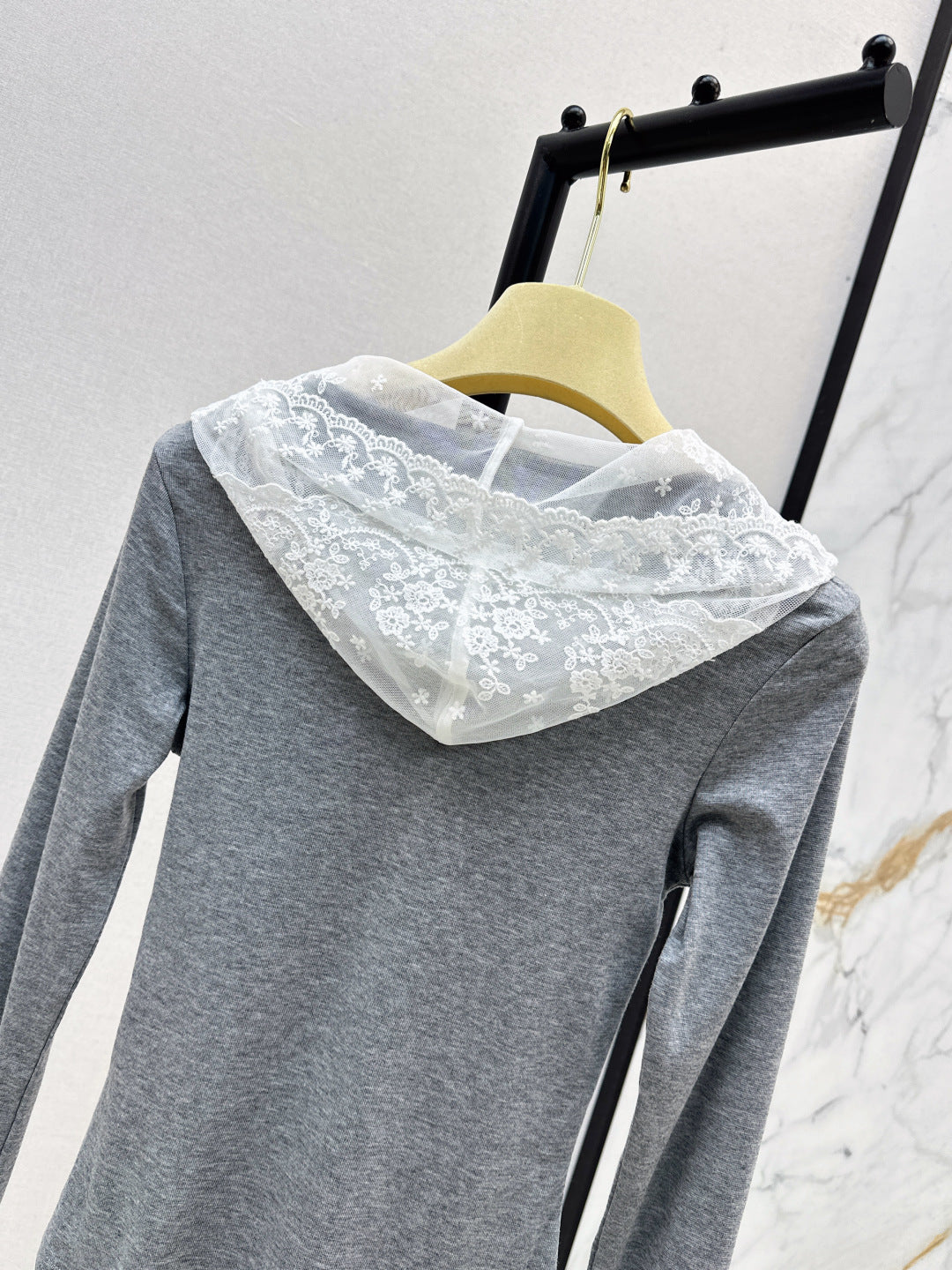 M*u 25fw botton cardingan