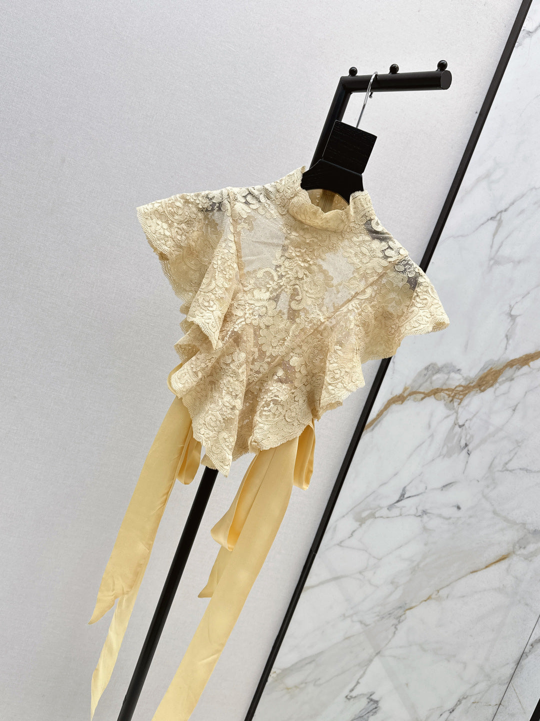 Zim* 25ss lace shirt