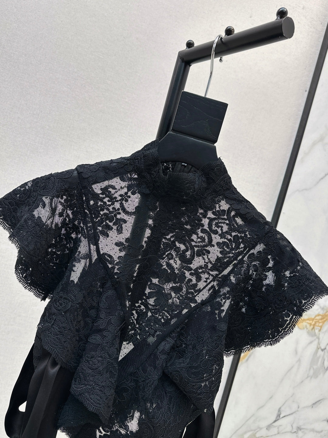 Zim* 25ss lace shirt