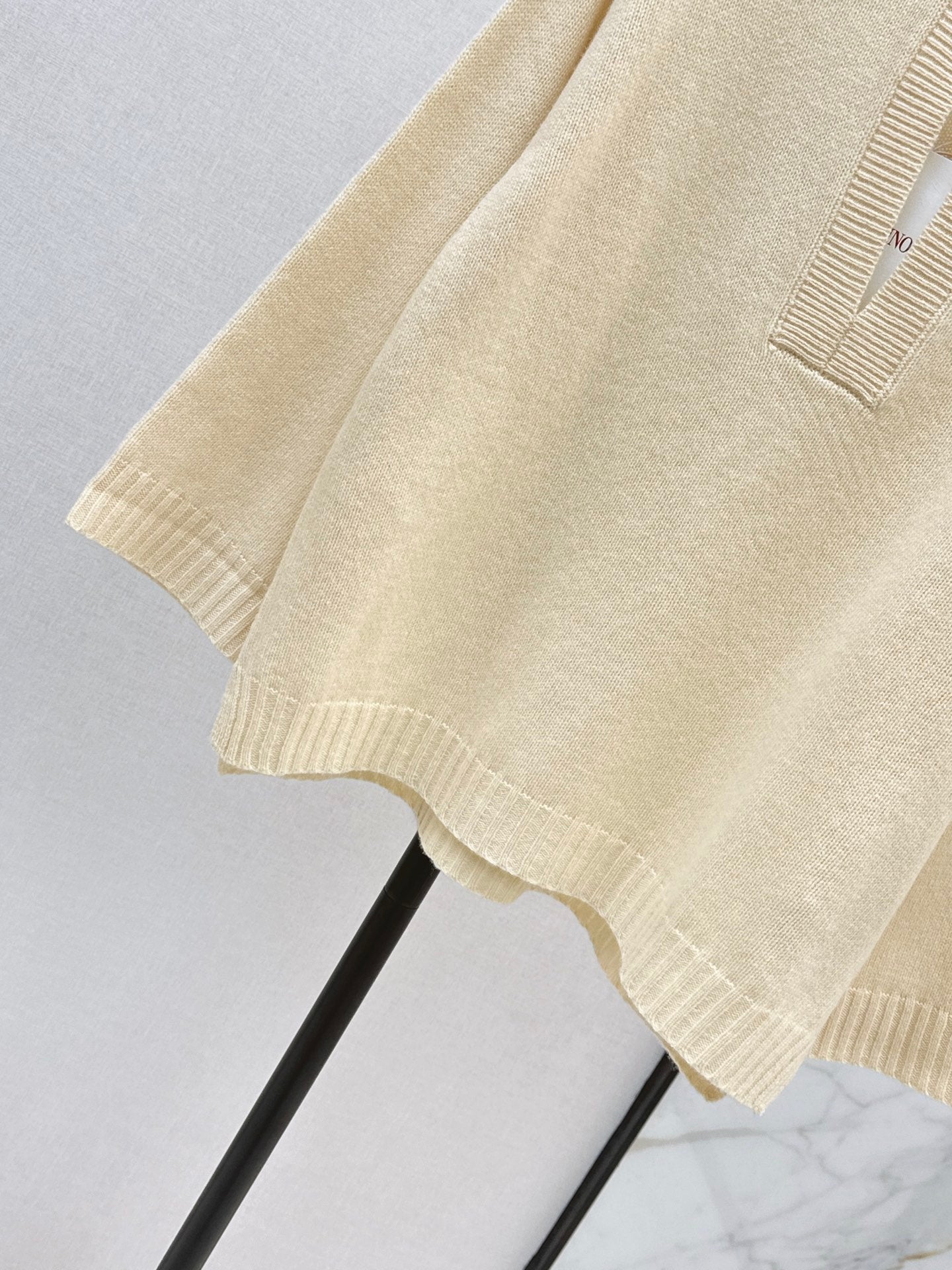 Valen* 25fw wool sweater