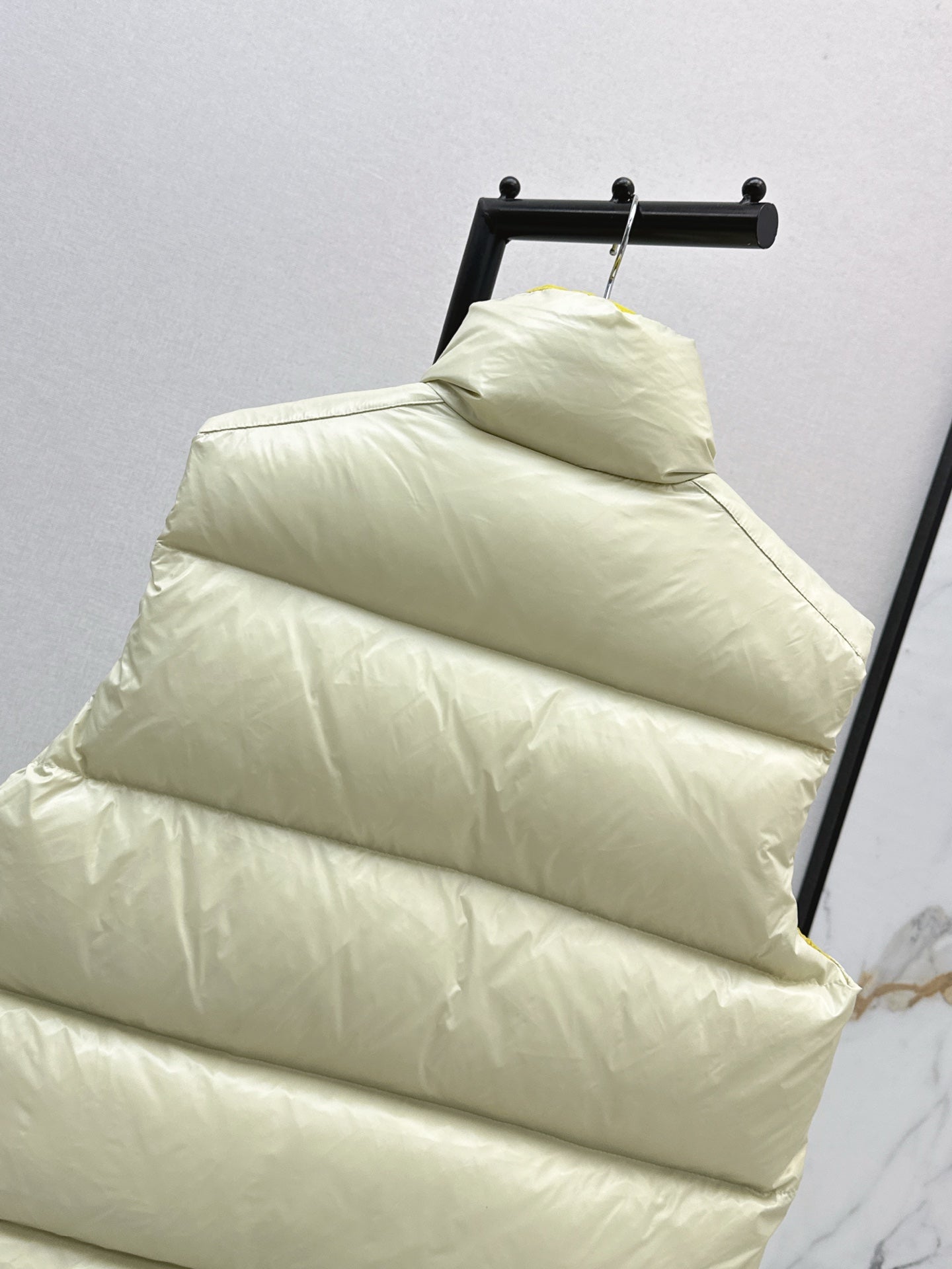 Monc* 25fw vest jacket