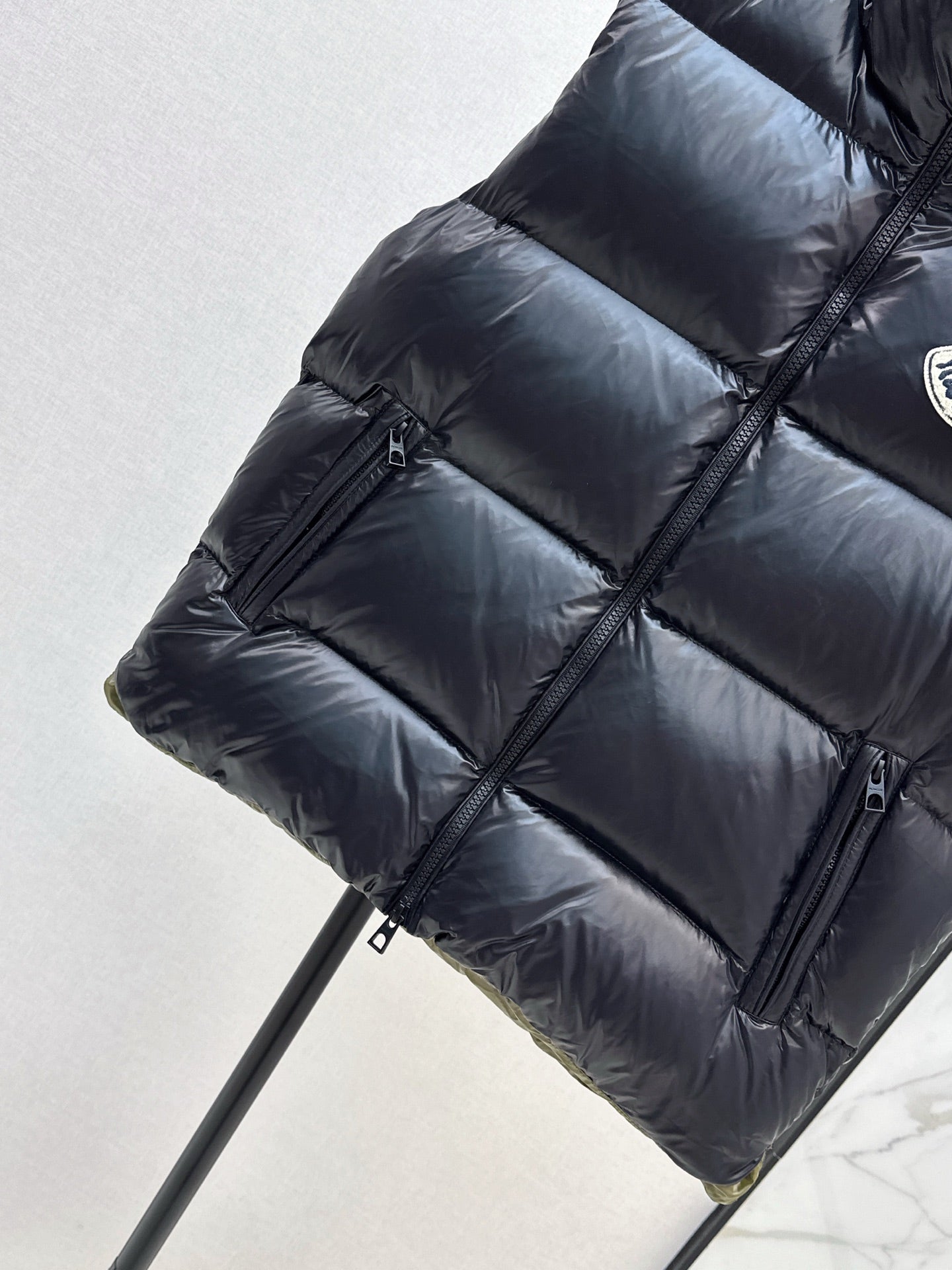 Monc* 25fw vest jacket