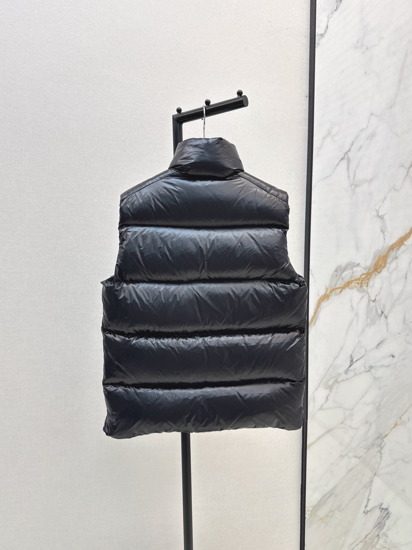 Monc* 25fw vest jacket