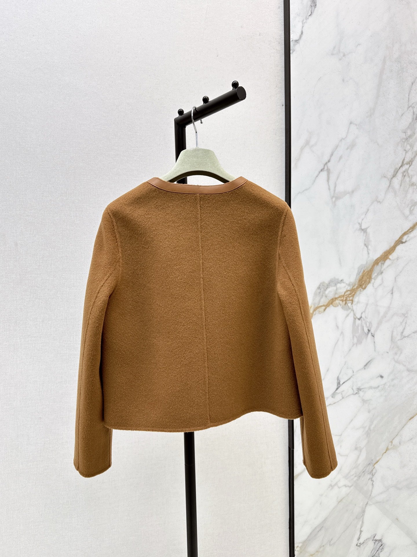 Herm* 25fw cashmere jacket