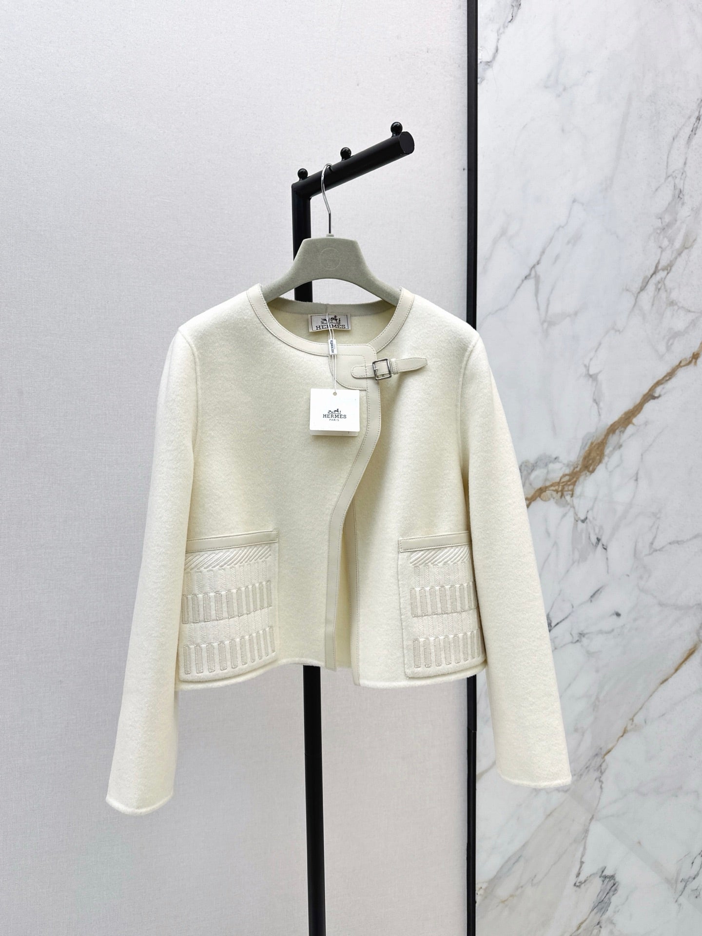 Herm* 25fw cashmere jacket