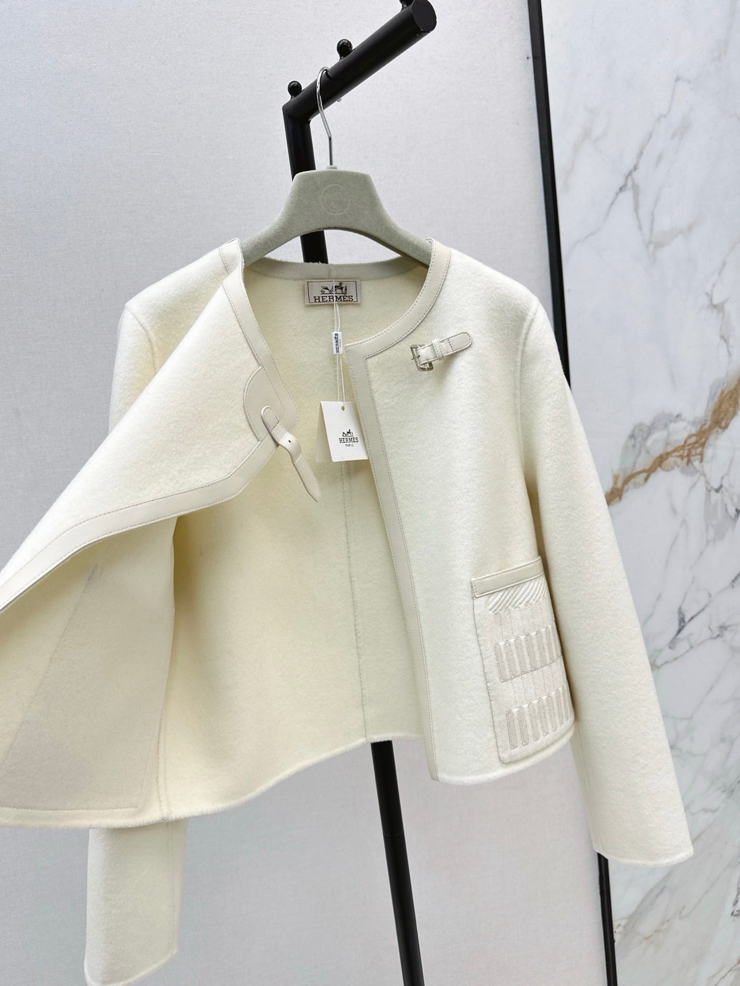 Herm* 25fw cashmere jacket