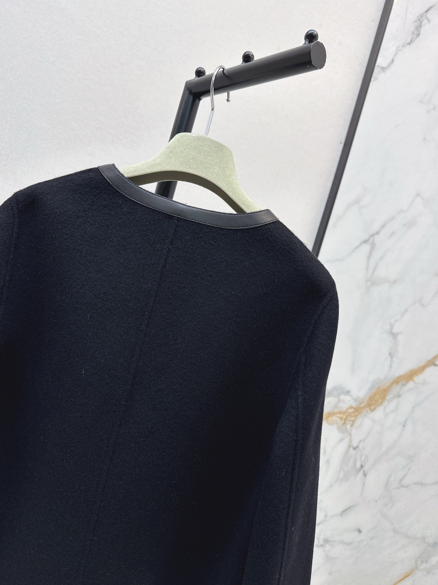 Herm* 25fw cashmere jacket