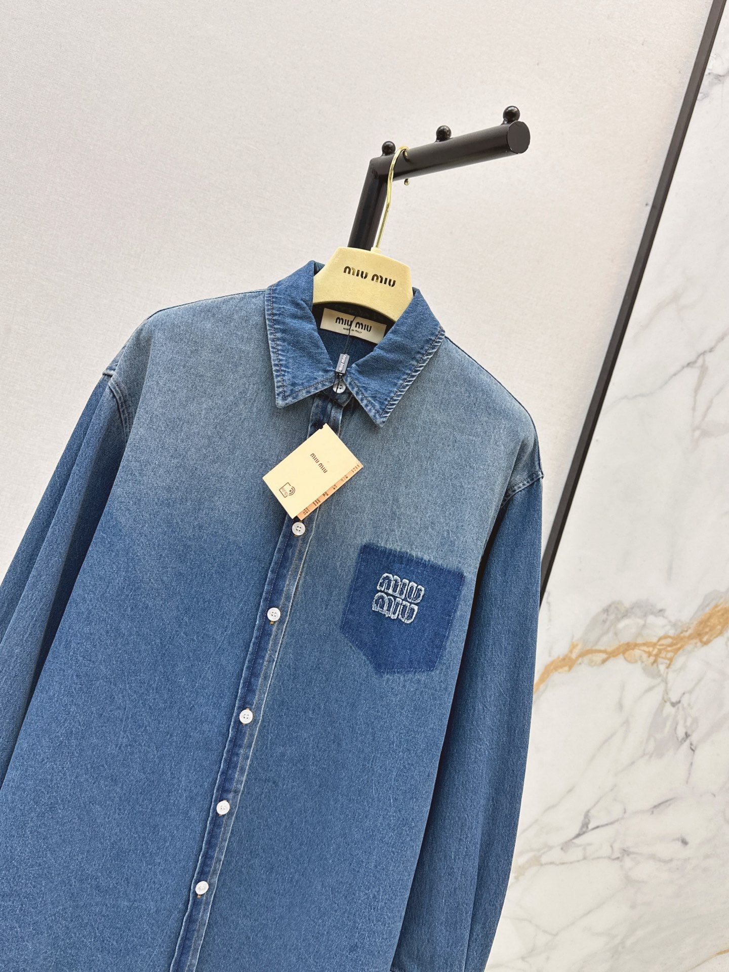 M*u 25fw denim shirt