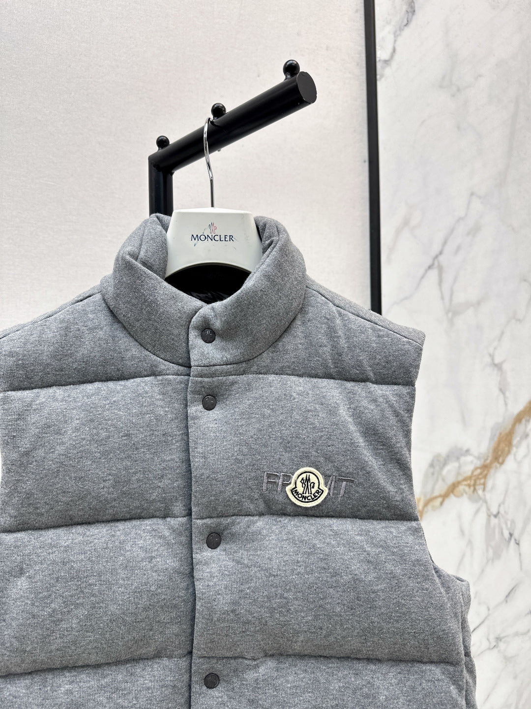 Monc* 25fw vest jacket