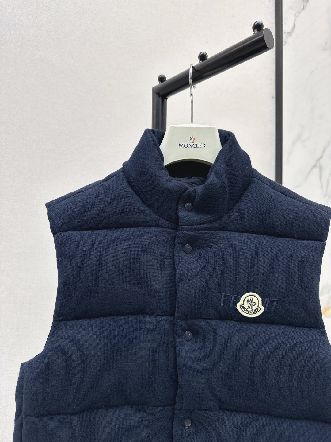 Monc* 25fw vest jacket
