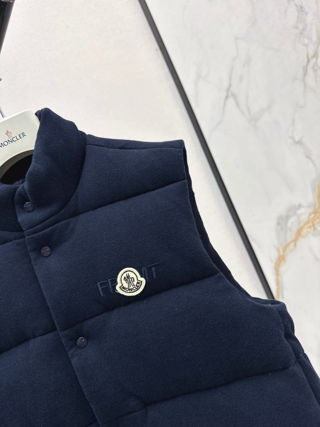 Monc* 25fw vest jacket