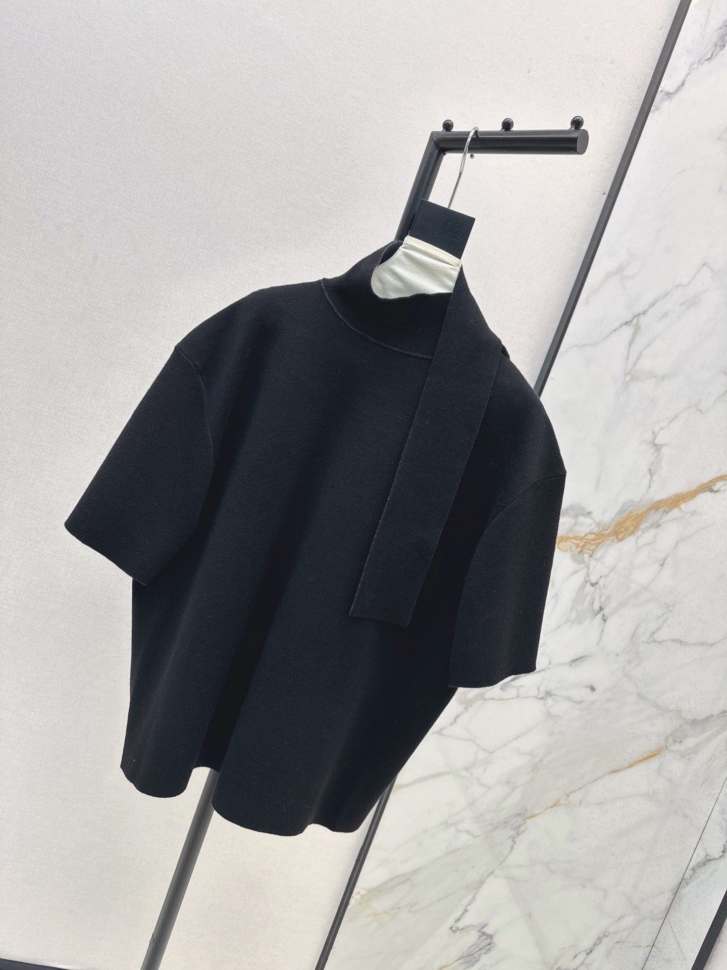 Row* 25fw wool sweater