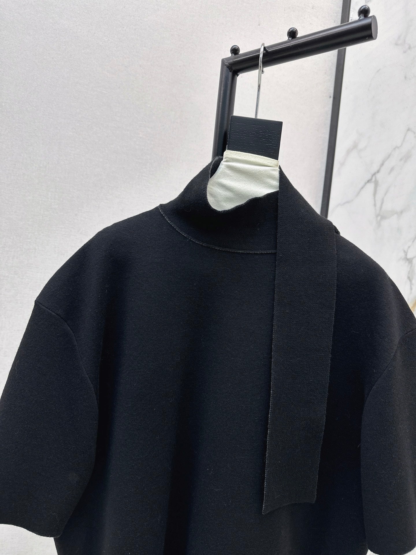 Row* 25fw wool sweater