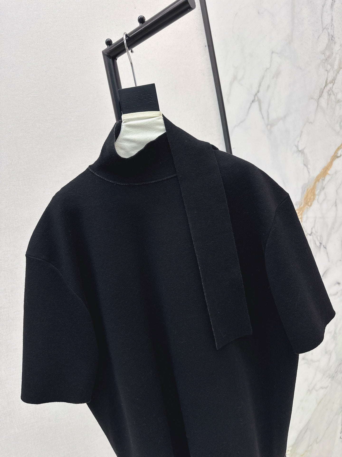 Row* 25fw wool sweater