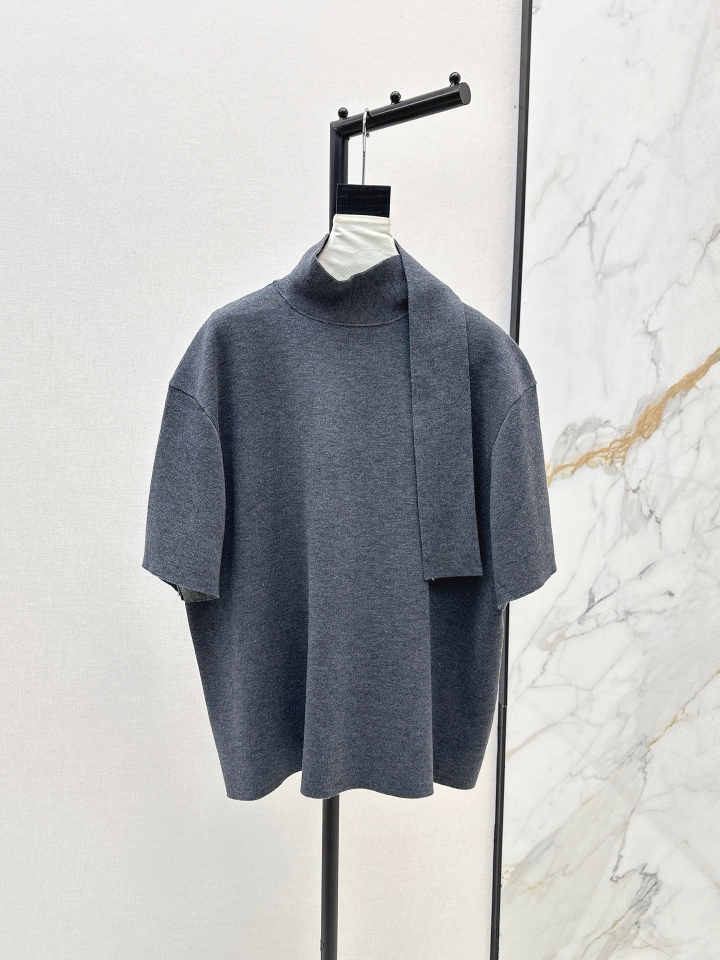 Row* 25fw wool sweater