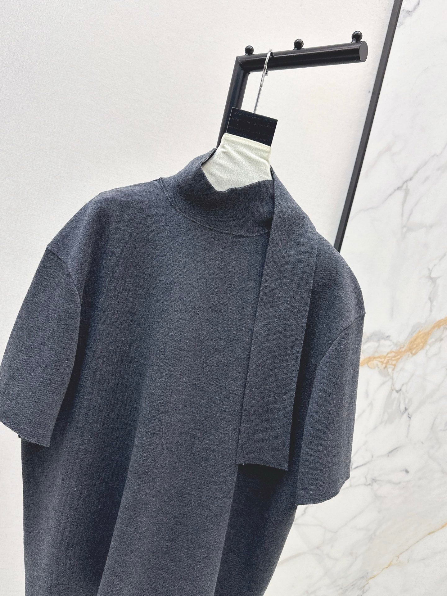 Row* 25fw wool sweater