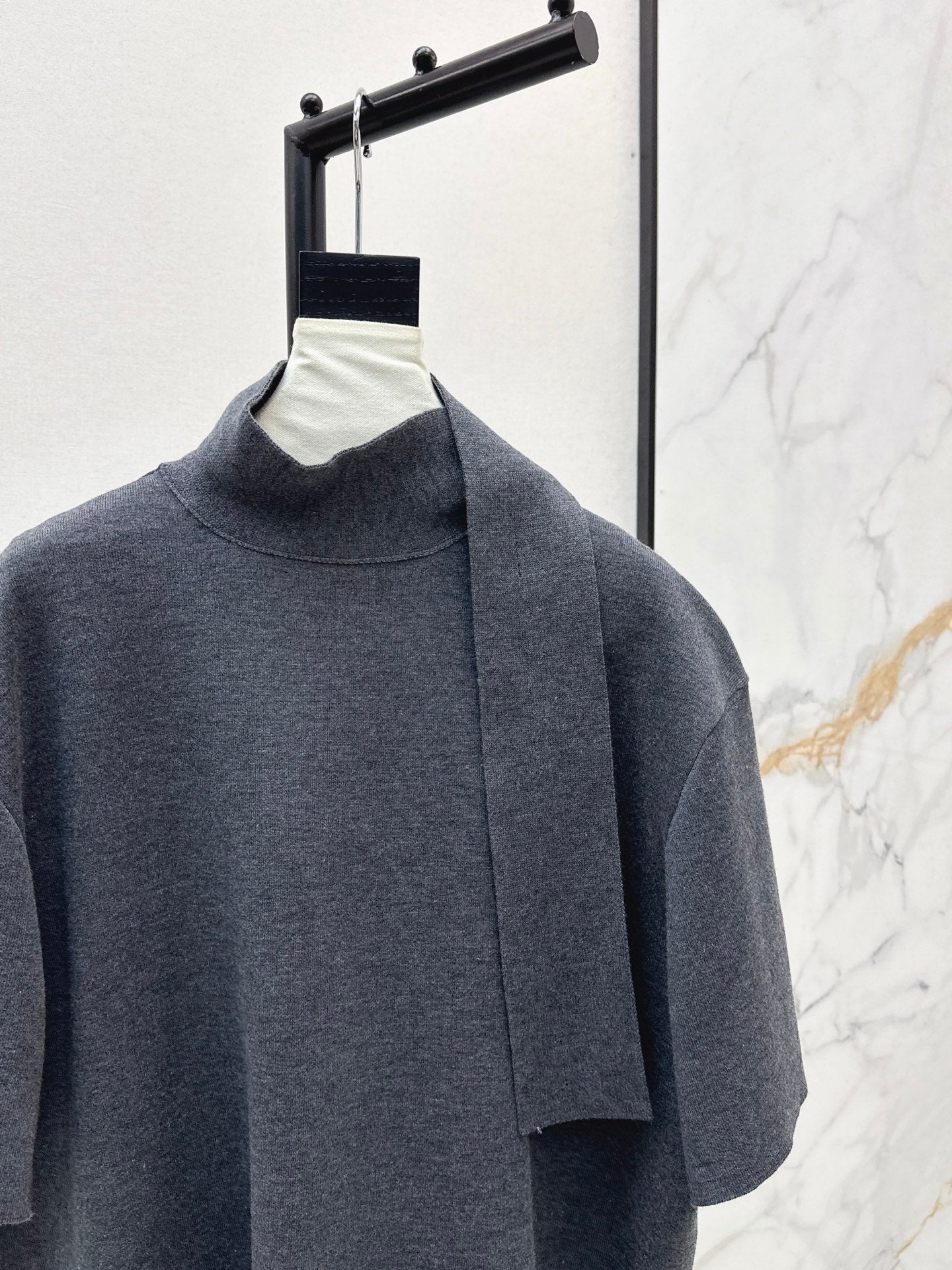 Row* 25fw wool sweater