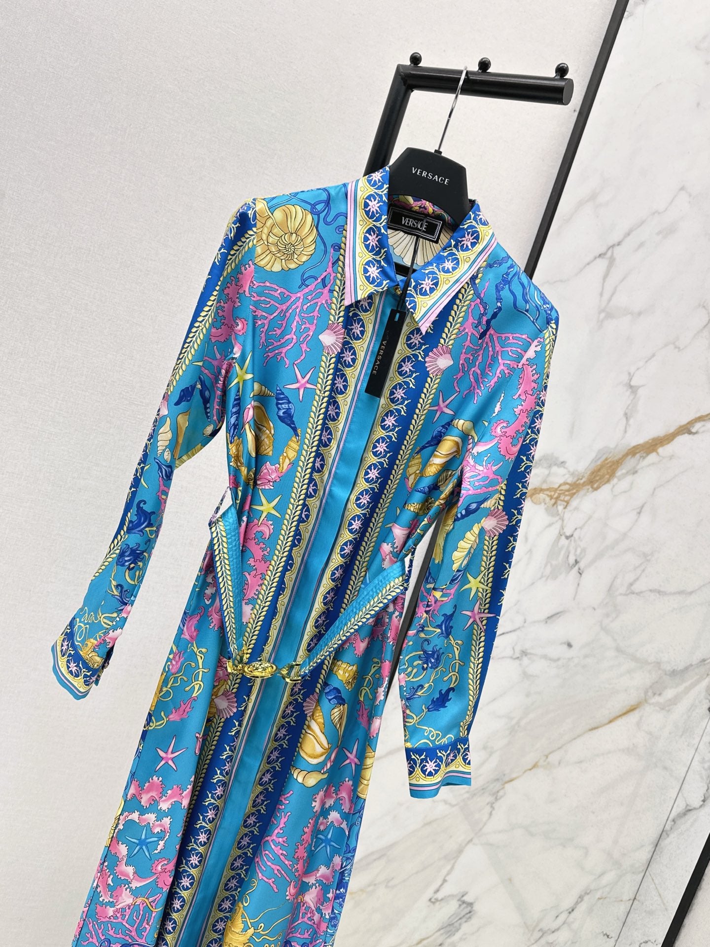 Versa* 25fw silk dress