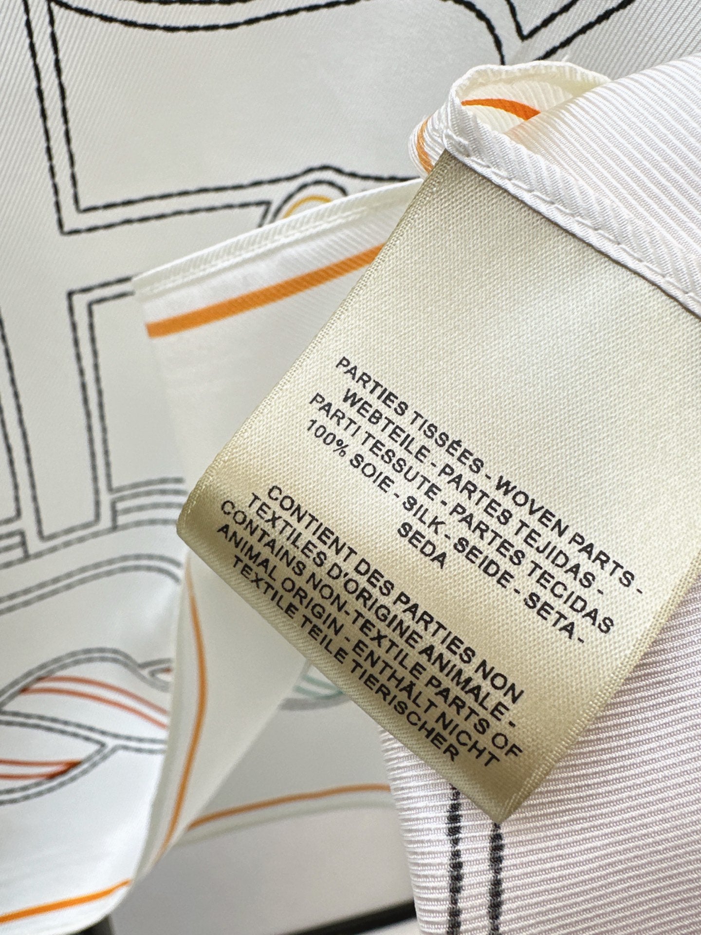 Herm* 25fw silk shawl