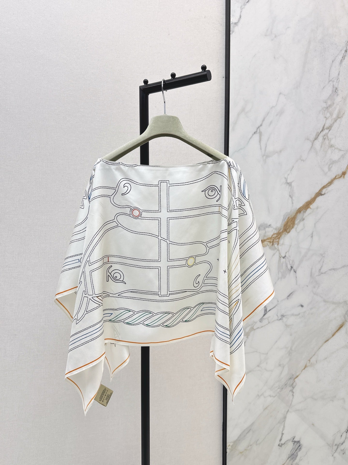 Herm* 25fw silk shawl