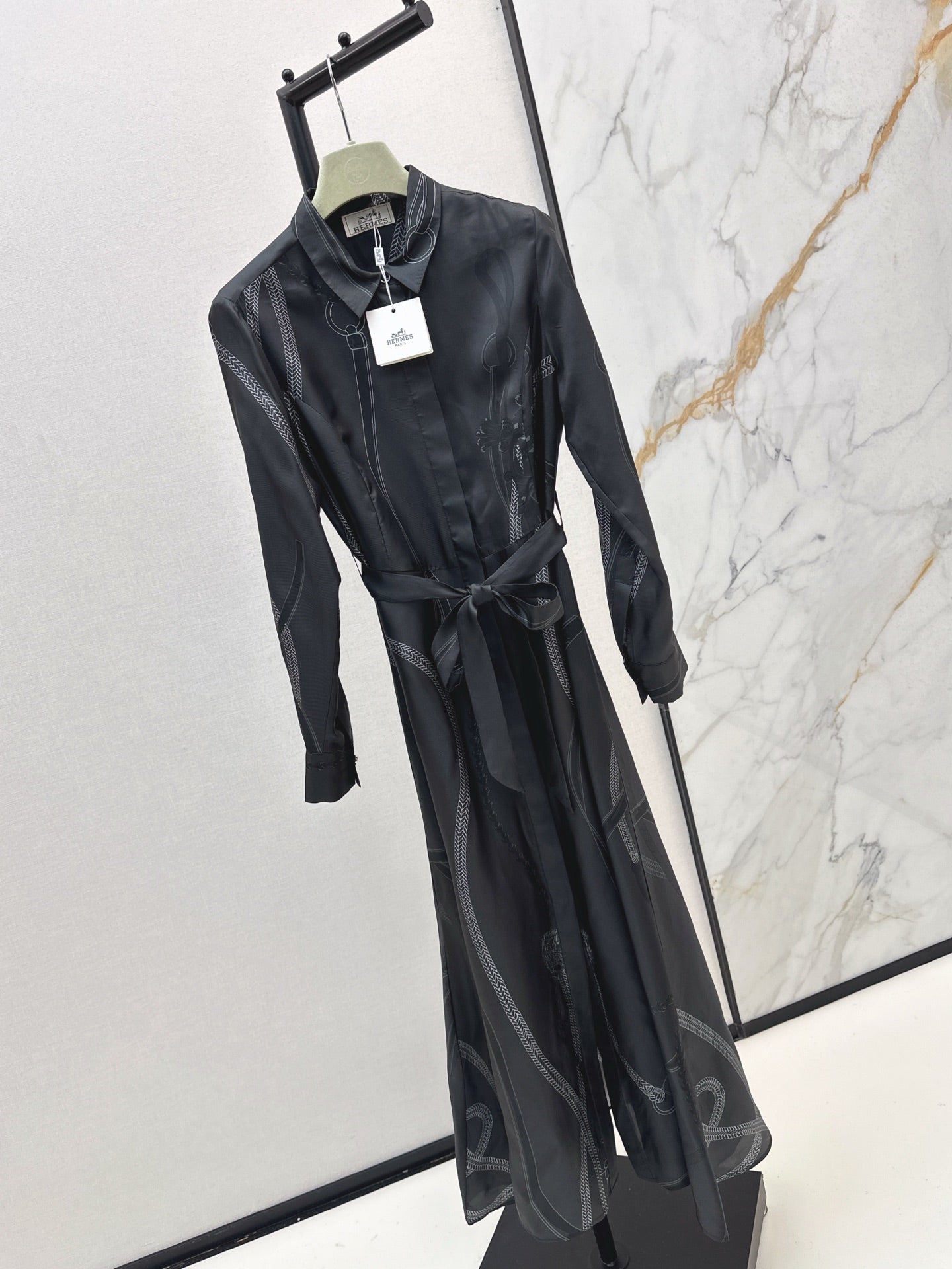 Herm* 25fw silk dress