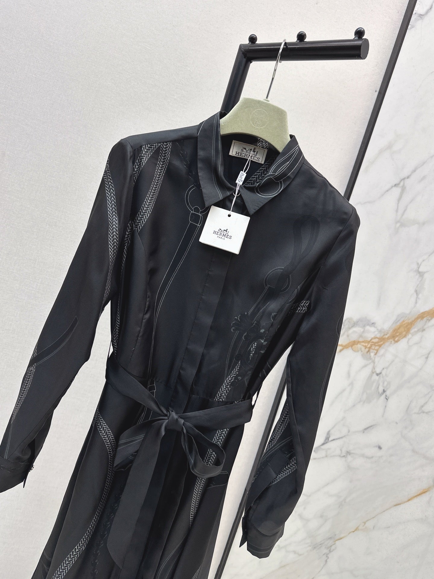 Herm* 25fw silk dress