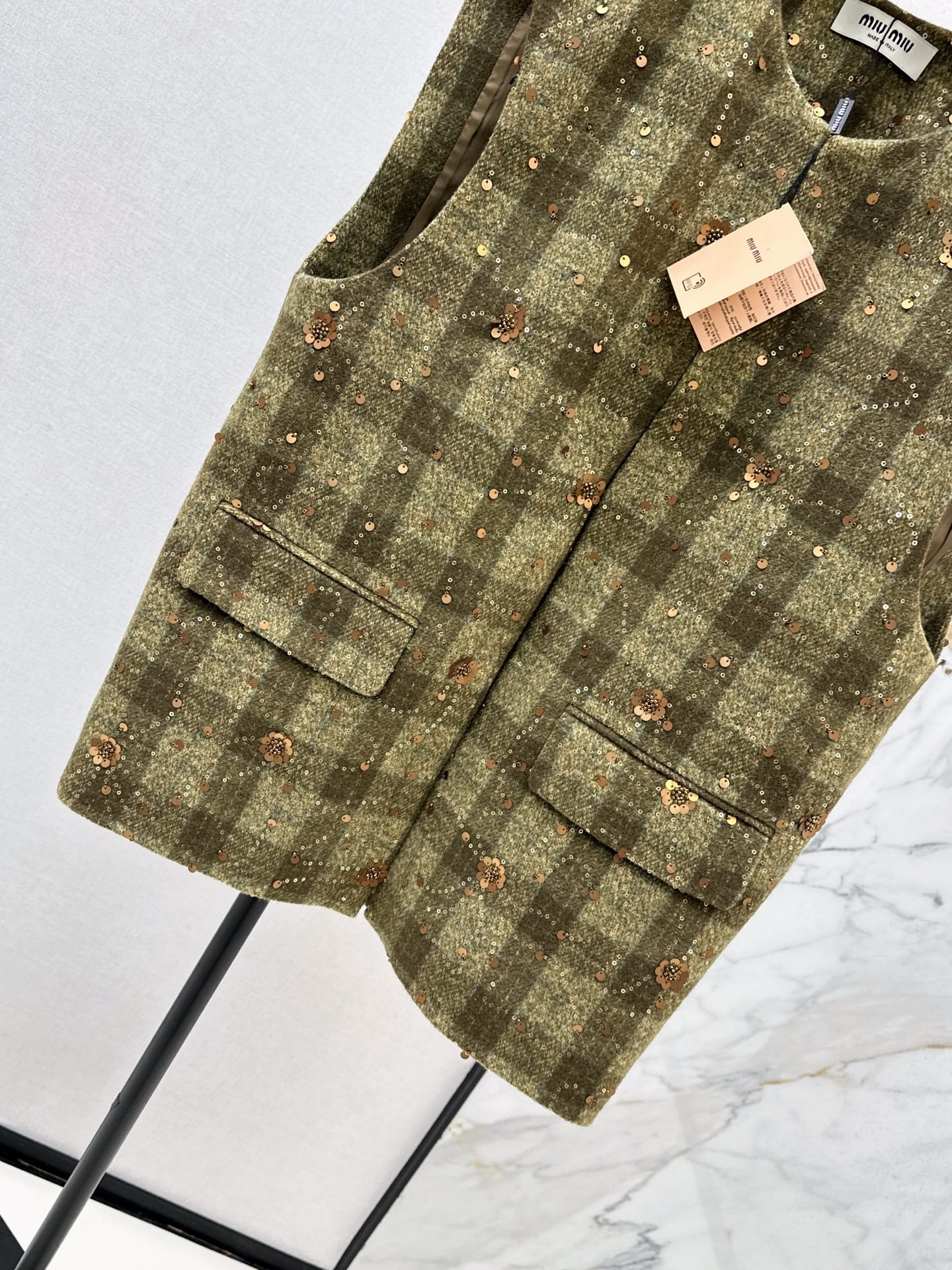 M*u 25fw vest jacket