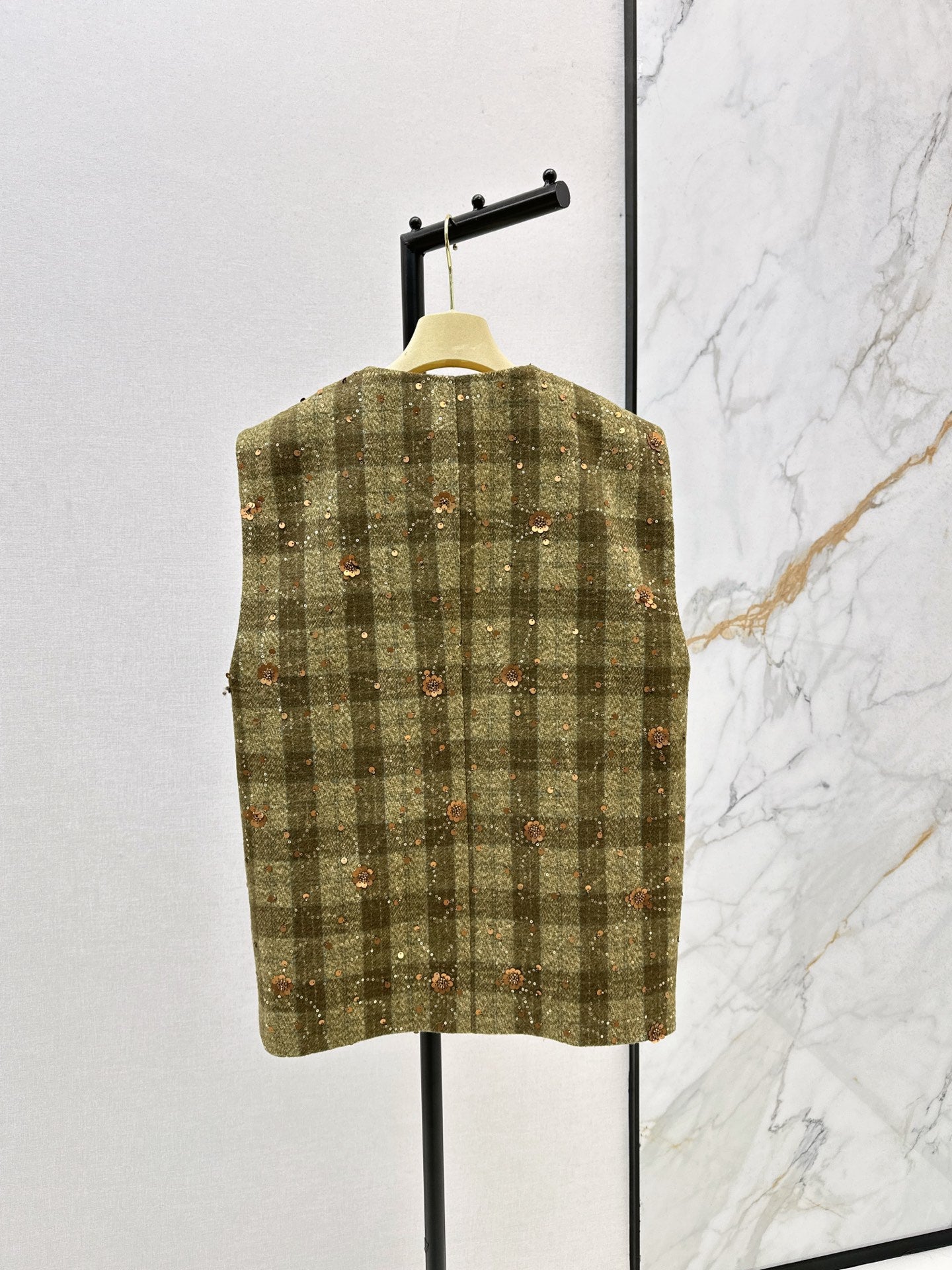 M*u 25fw vest jacket