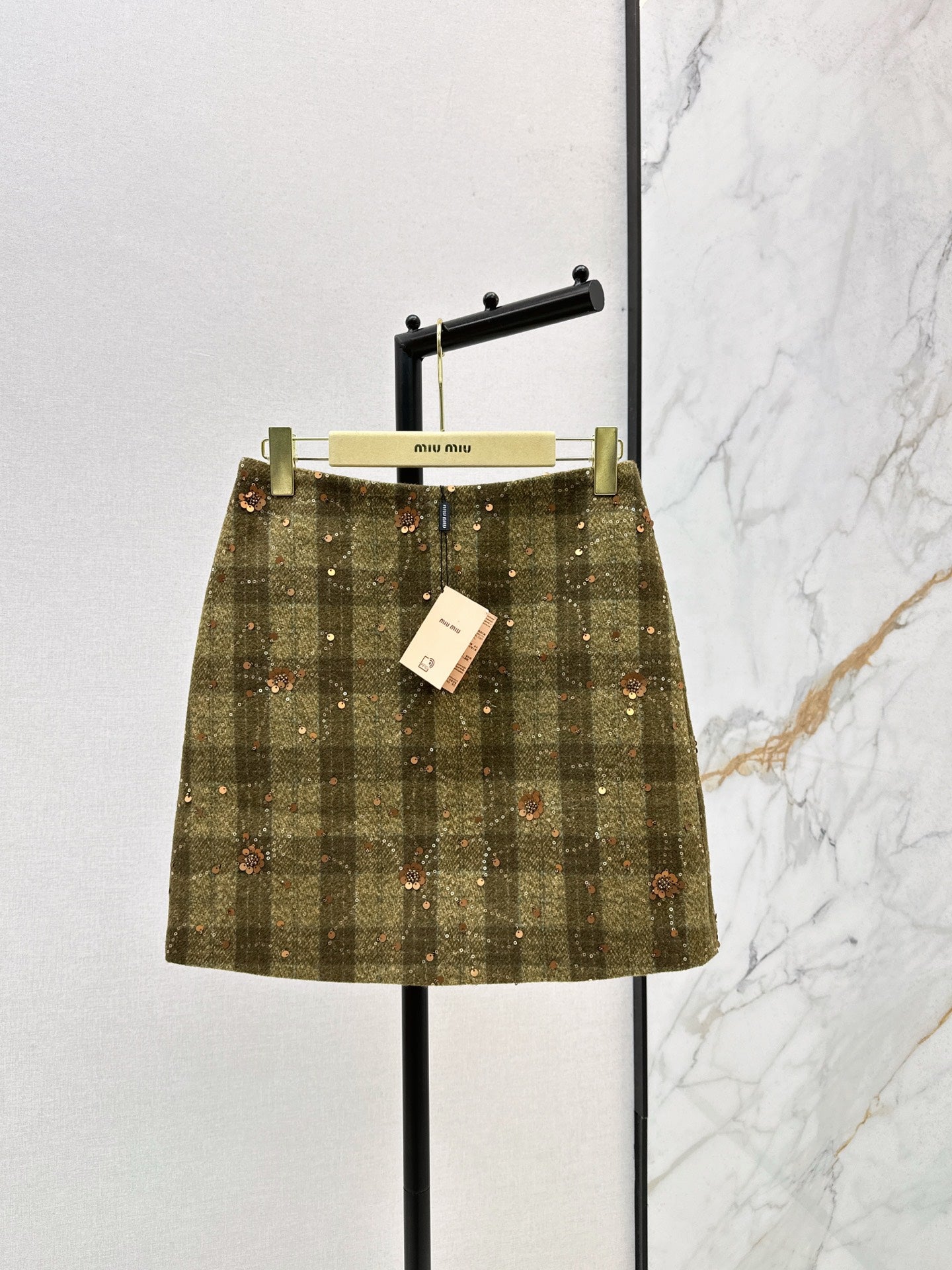 M*u 25fw skirt