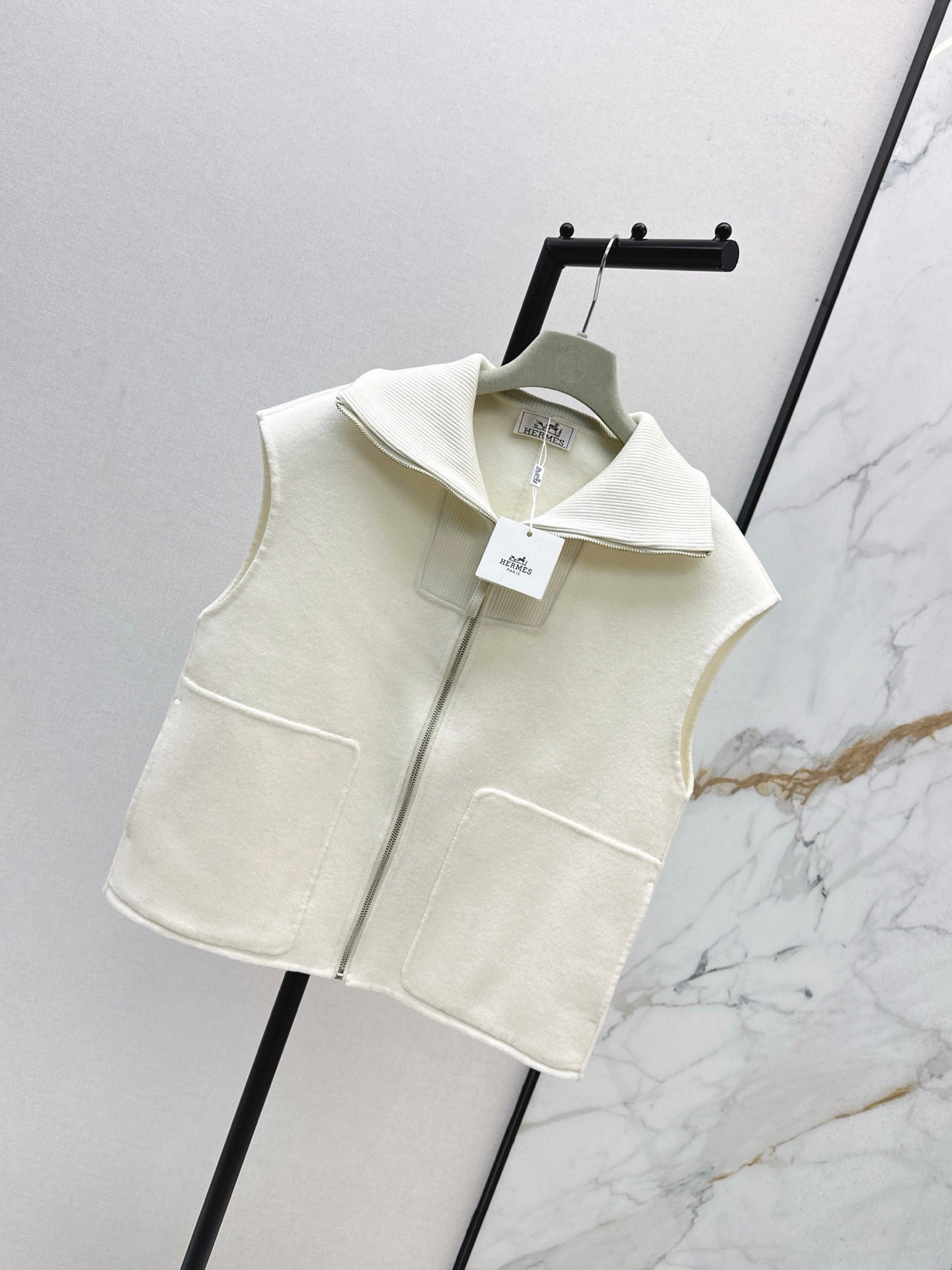 Herm* 25fw vest jacket