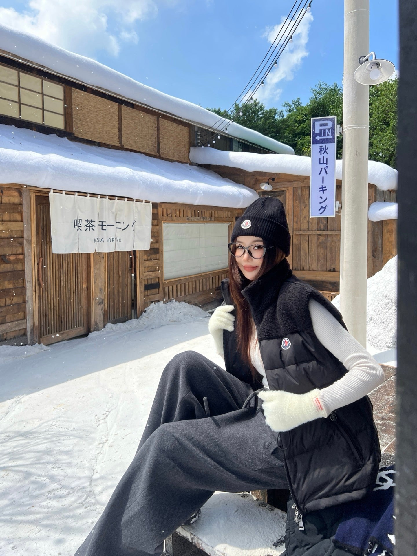 Monc* 25fw vest down jacket