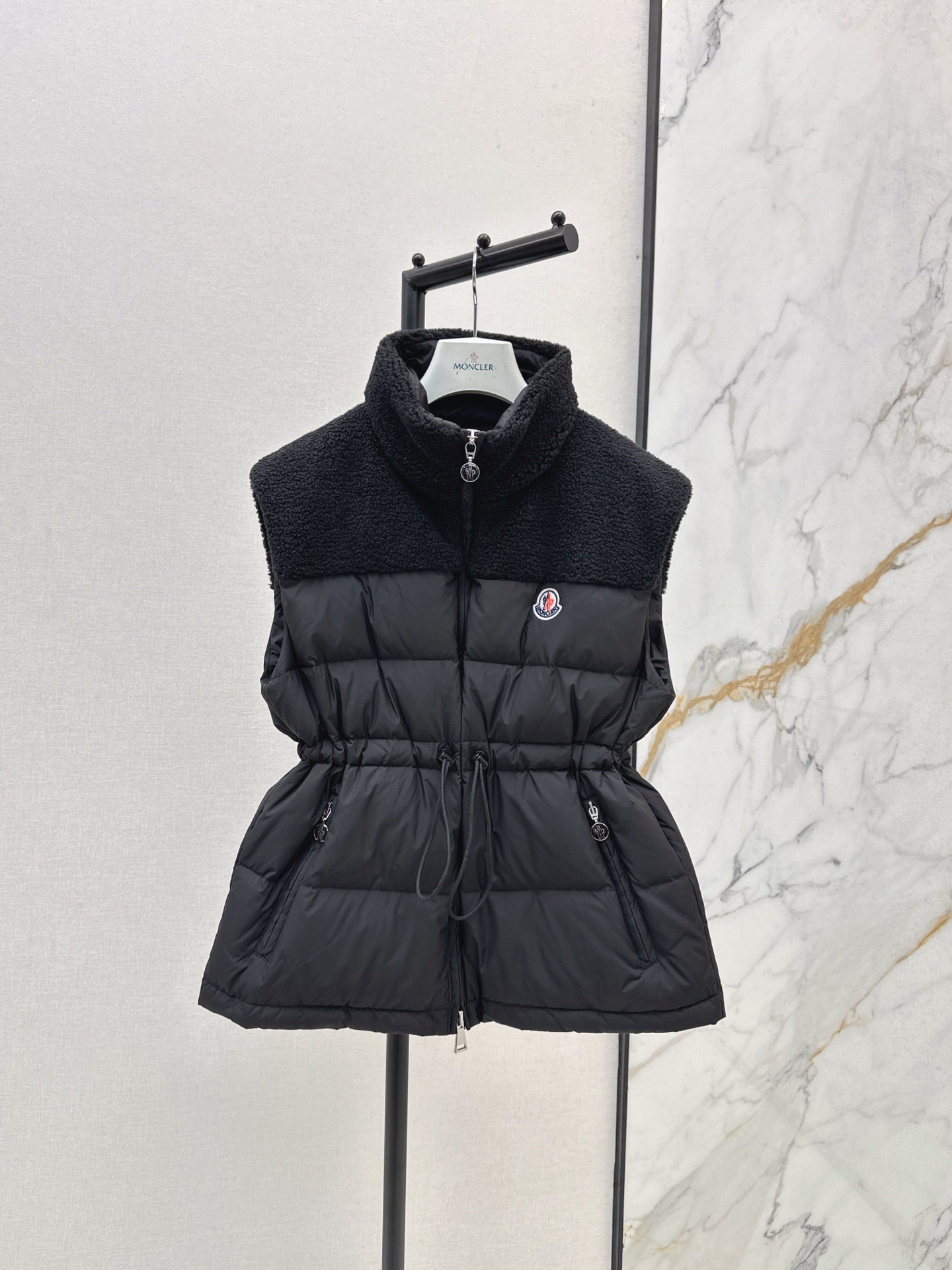 Monc* 25fw vest down jacket