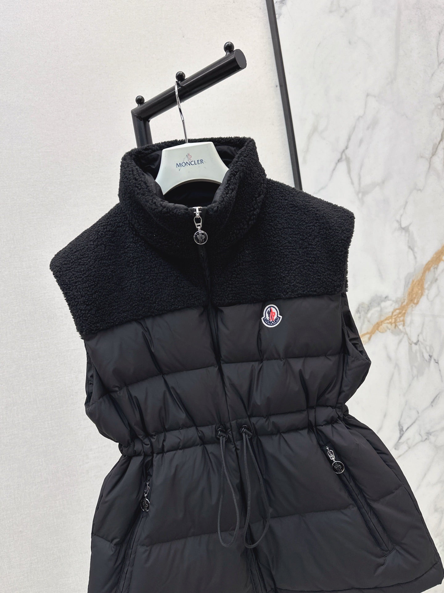 Monc* 25fw vest down jacket