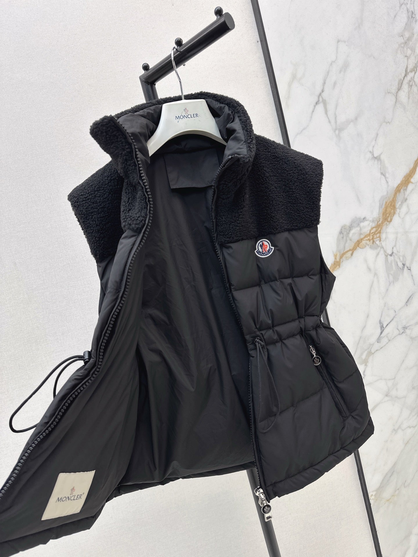 Monc* 25fw vest down jacket