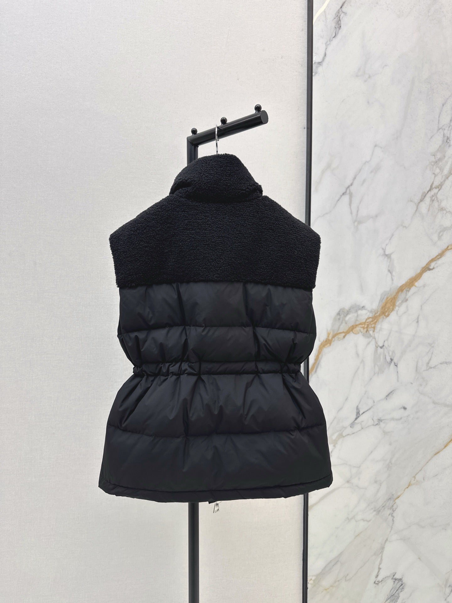 Monc* 25fw vest down jacket