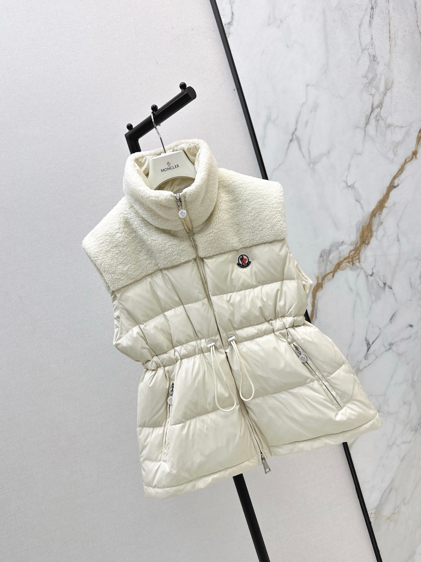 Monc* 25fw vest down jacket