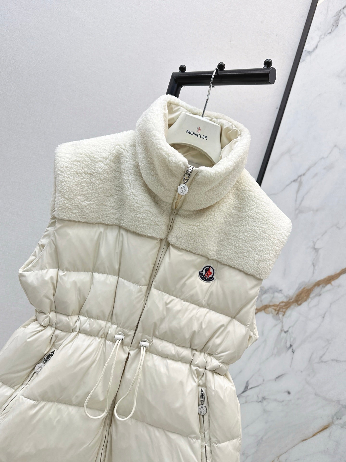 Monc* 25fw vest down jacket