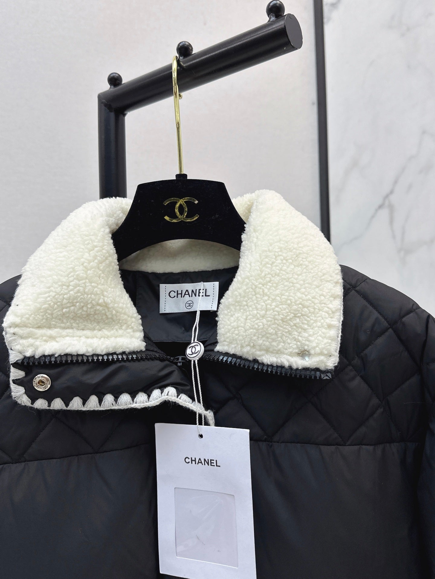 C*nel 25fw down jacket