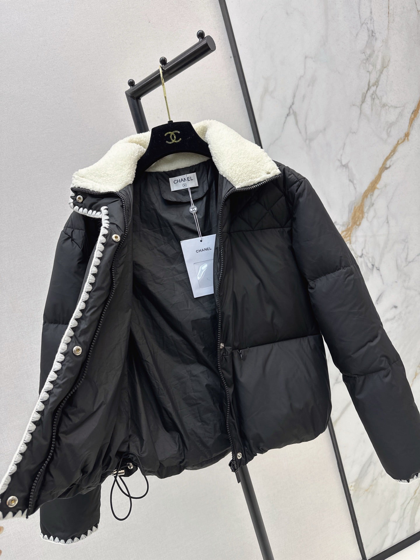 C*nel 25fw down jacket