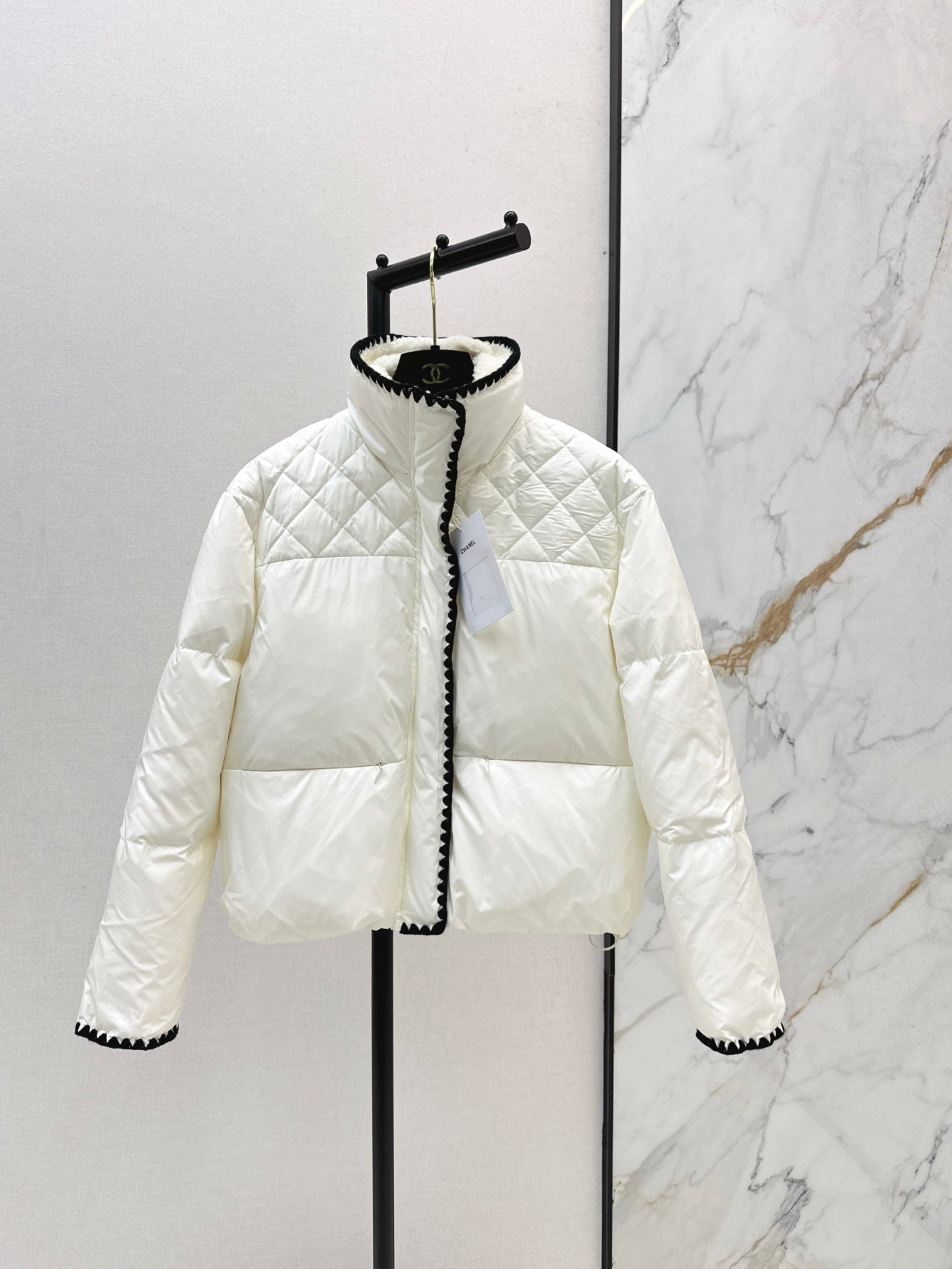 C*nel 25fw down jacket