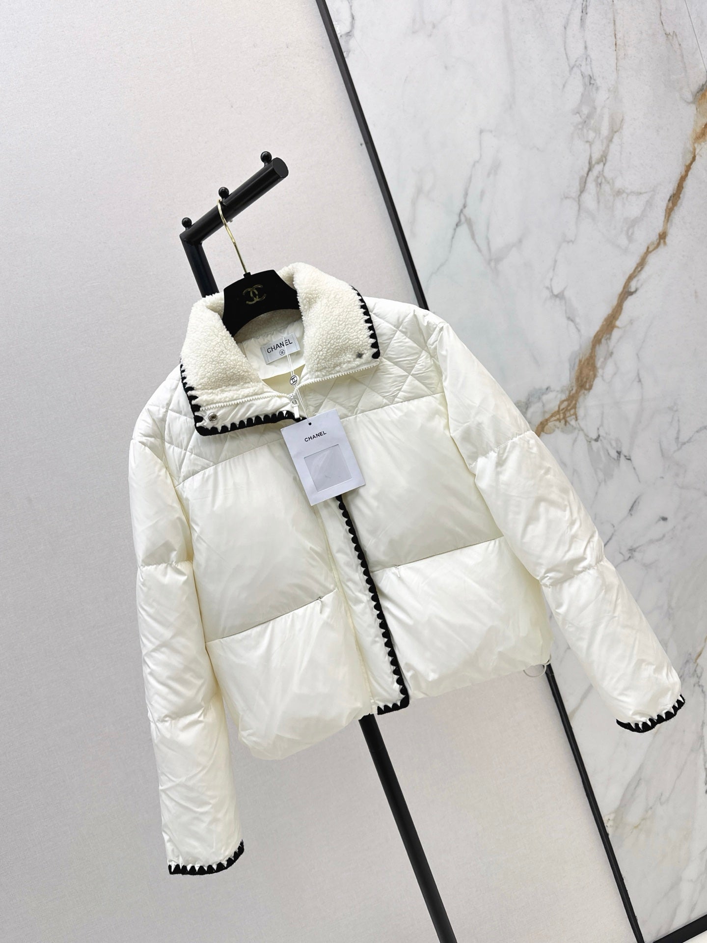 C*nel 25fw down jacket