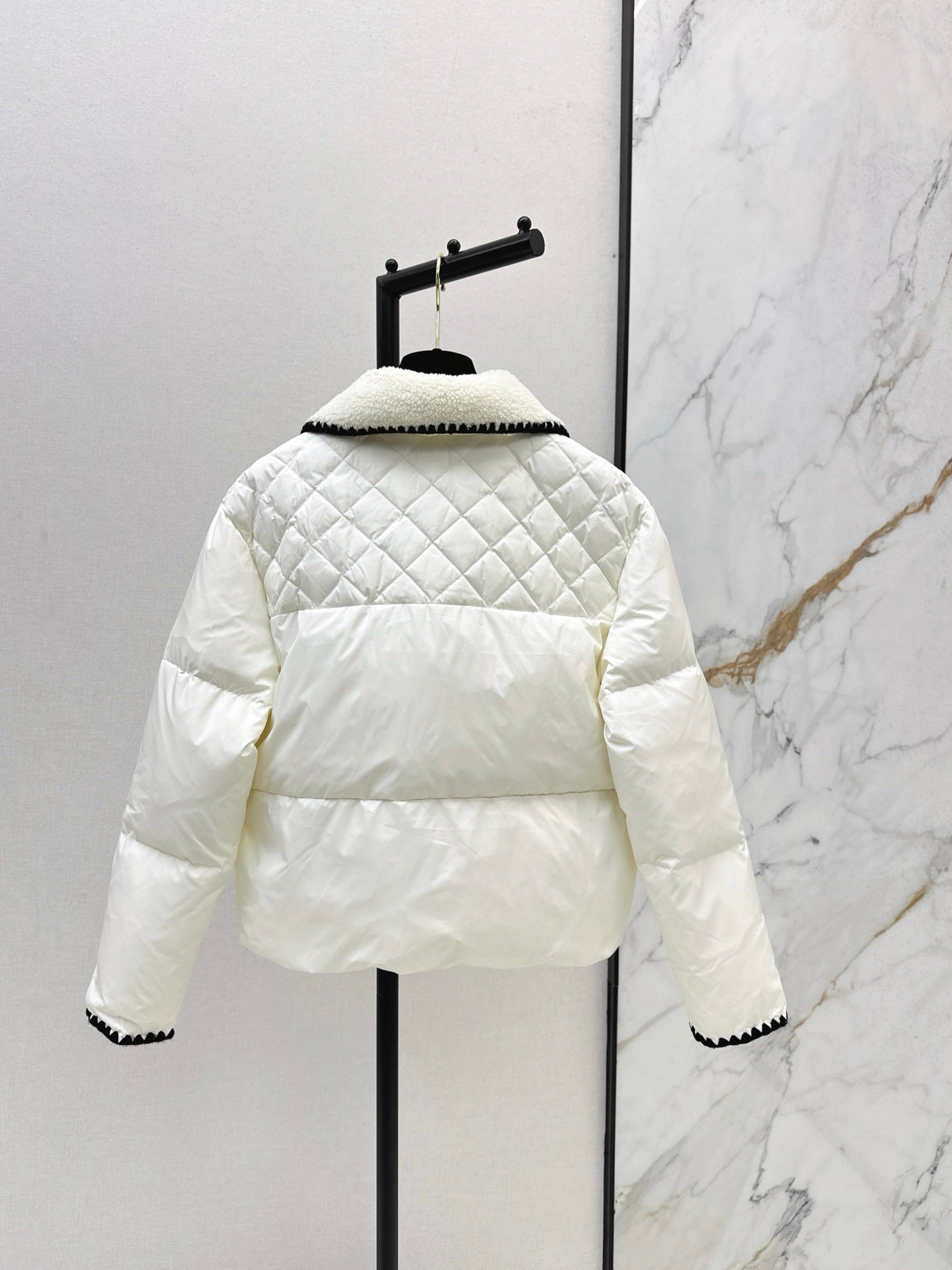 C*nel 25fw down jacket