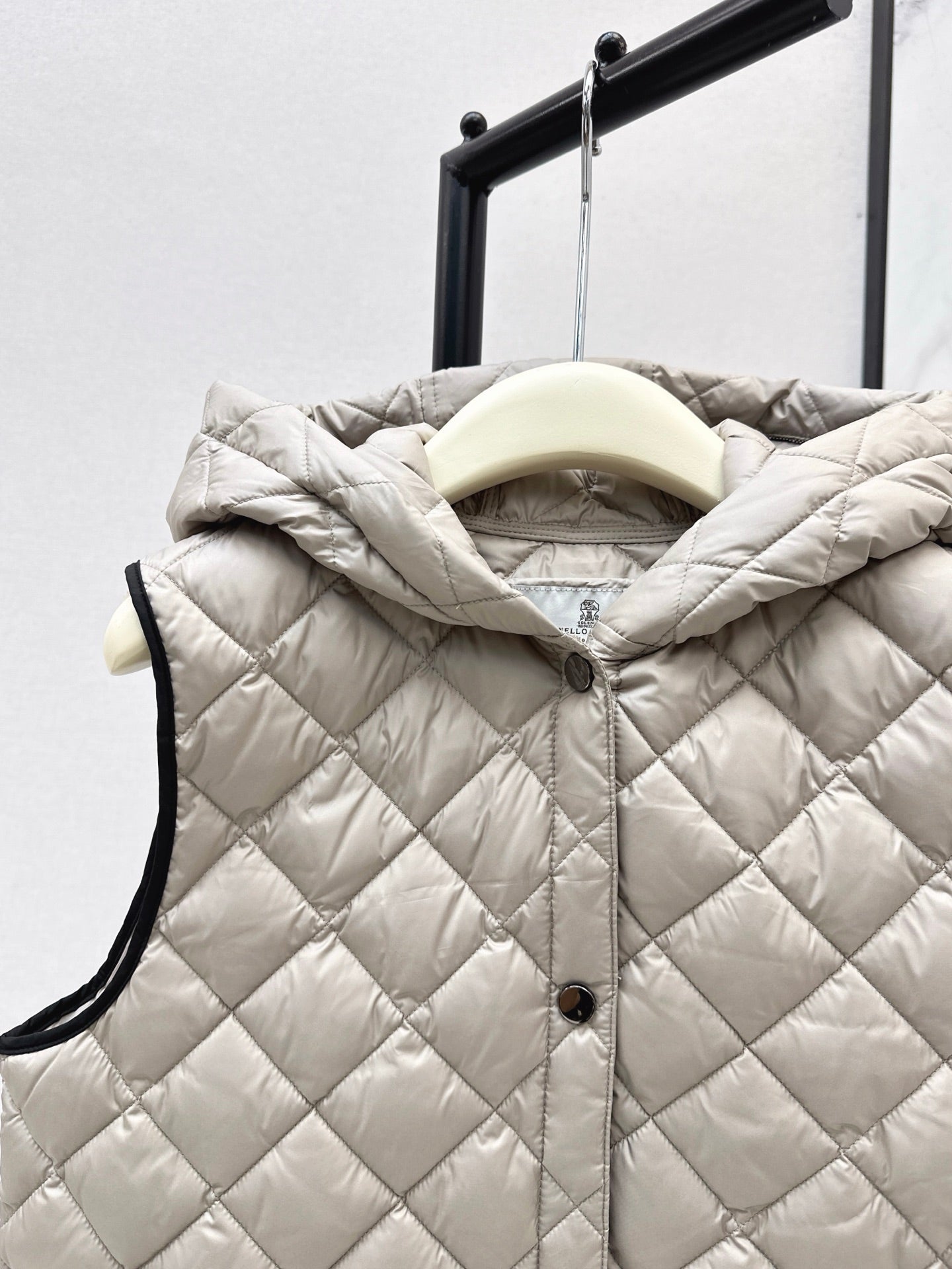 Brune*C 25fw vest down jacket