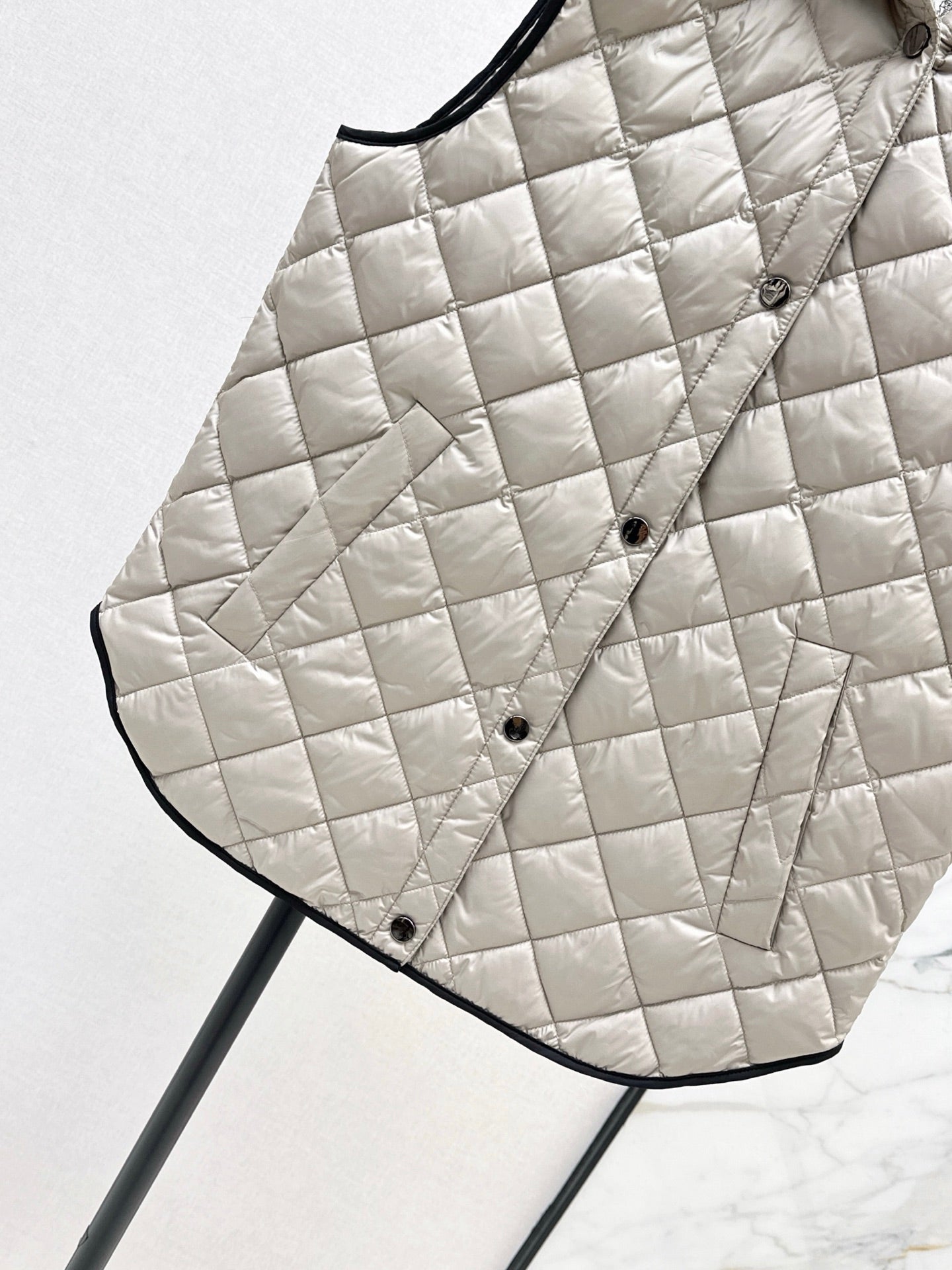 Brune*C 25fw vest down jacket