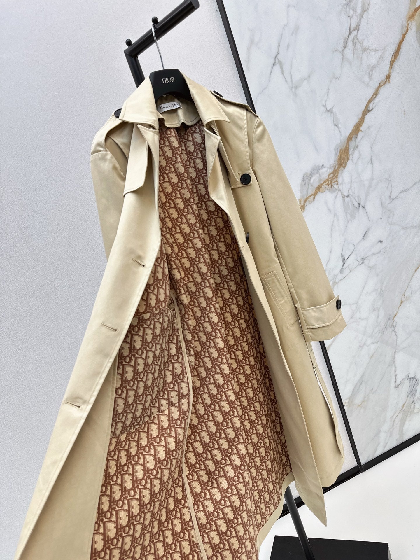 D*r 25fw trench coats